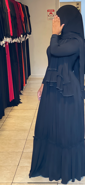 Black Ruffle Semi Swing / Ruffle Shayla